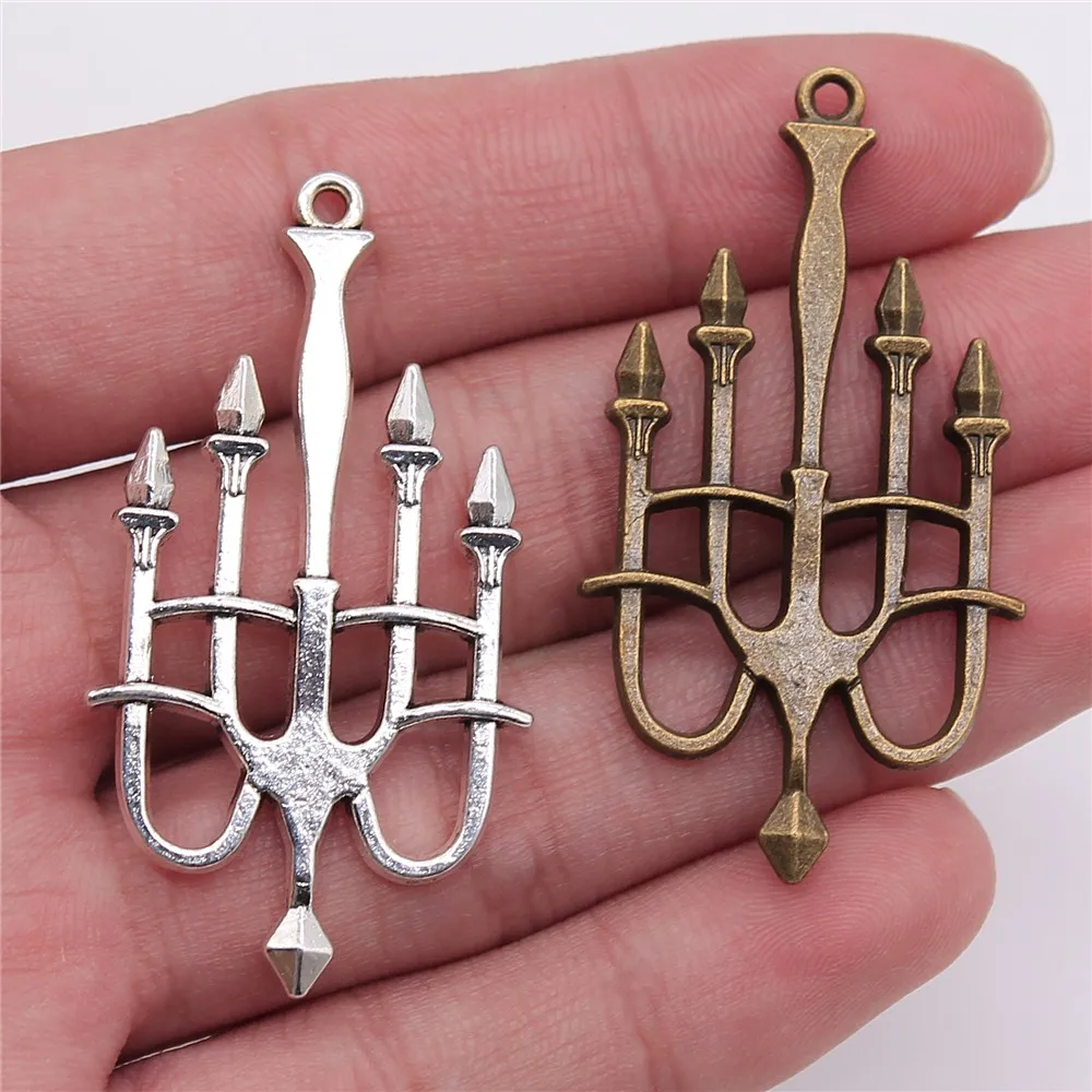 WYSIWYG 2 шт. Висячие подсвечники Подвески Старинные серебристого цвета средневекового обаяния размером 50x27 мм.