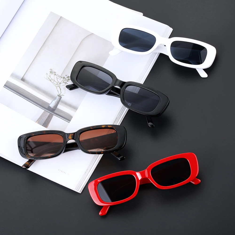 

Retro Vrouwen Zonnebril Kleine Rechthoek Frame Zonnebril UV400 Bescherming Eyewear Zomer Reizen Strand Trendy Brillen