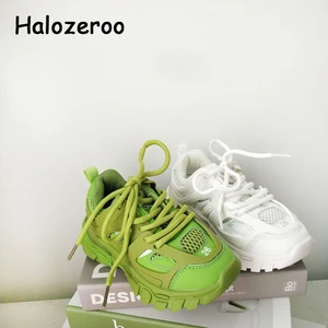 Осенние детские спортивные кроссовки для маленьких мальчиков кроссовки для бега с сеткой для девочек черного цвета на массивном каблуке кроссовки для детей Брендовые повседневные кроссовки; Новинка