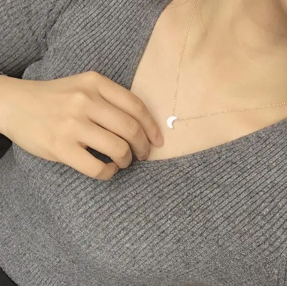 Женское богемное колье чокер с Луной и звездой кристаллами на шею подарочное