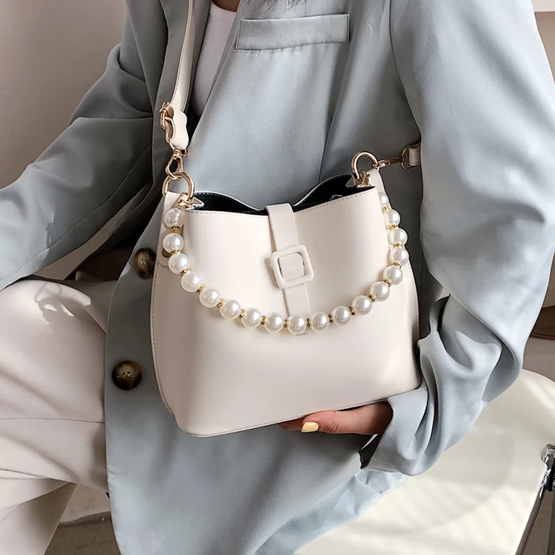 

Small Pearl Chain Bucket Bags for Women 2021 White Soft Leather Shoulder Tote Bags Female Designer Solid Color Crossbody Handbag