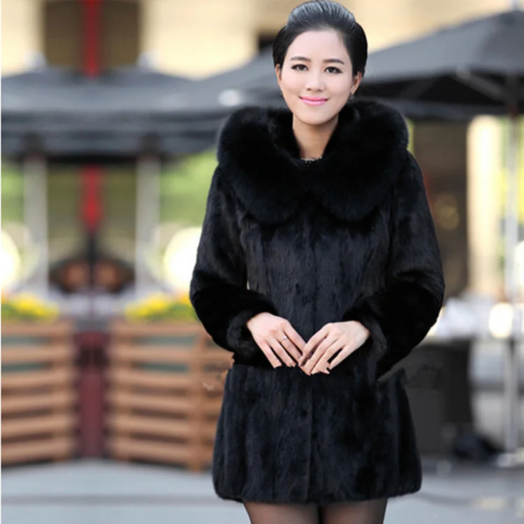 

2021 New Women's Faux Fur Coat Winter Warm Black Imitation Fox Fur Long Round Neck Hat Temperament Young Lady Jacket