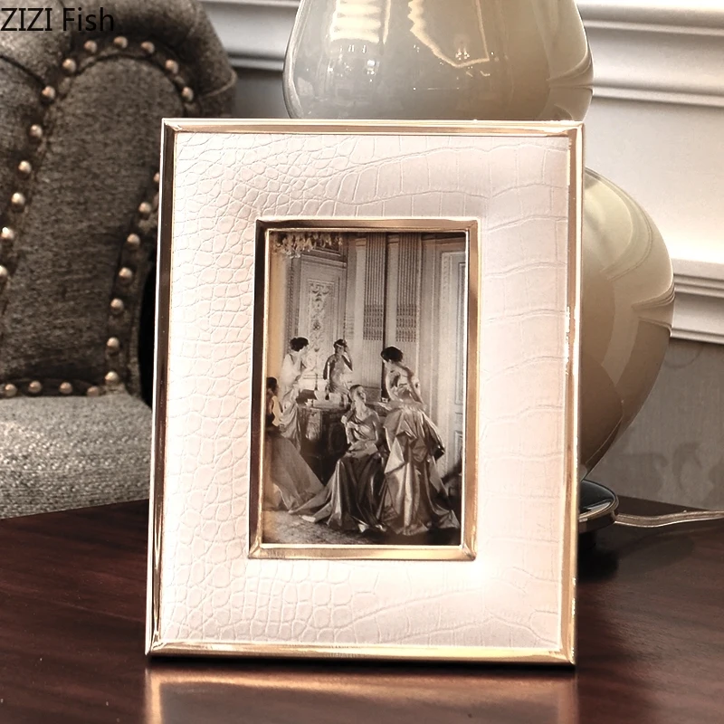 Marco de fotos de cuero blanco y negro para sala de estar, decoraci&oacute;n moderna para el hogar, marco de fotos de aleaci&oacute;n y cuero de cocodrilo de imitaci&oacute;n, regalo para amantes-2