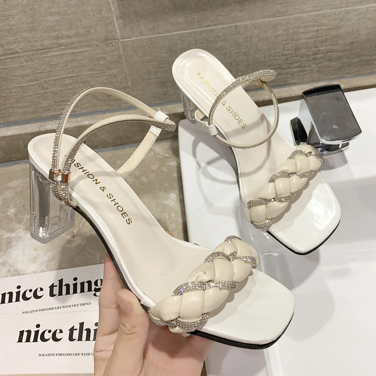 

Square toe thick heel transparent heel sandals women 2021 summer new style rhinestone temperament high heel women's shoes
