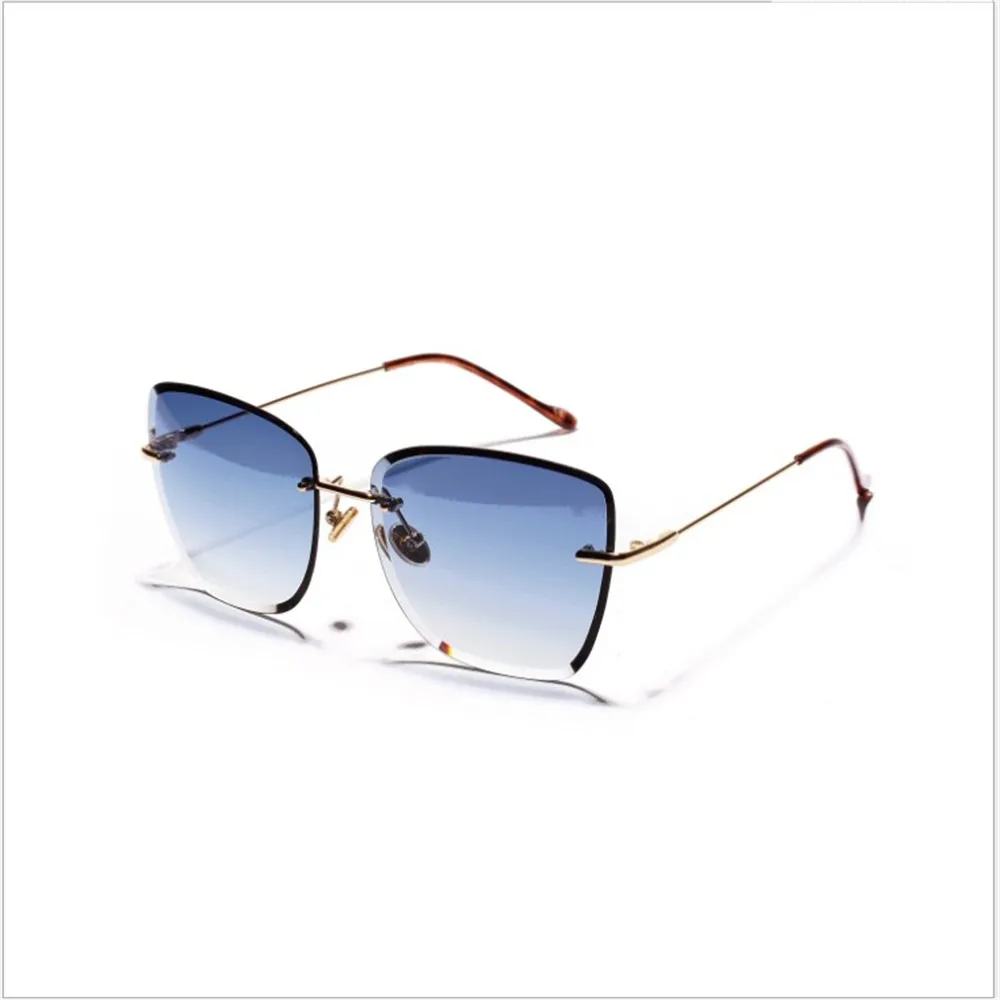 

New Borderless Large Frame Sunglasses Retro Ocean Transparent Color Glasses