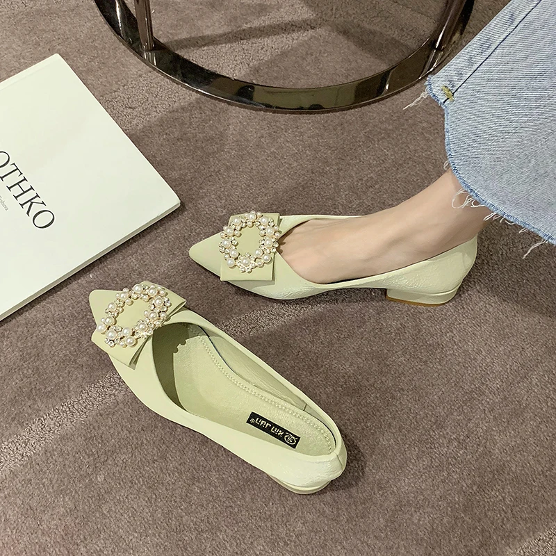 

Grandma Shoes Casual Female Sneakers Crystal All-Match Soft Shallow Mouth Dress Flats Women Pointed Toe Modis Autumn Rhinestone