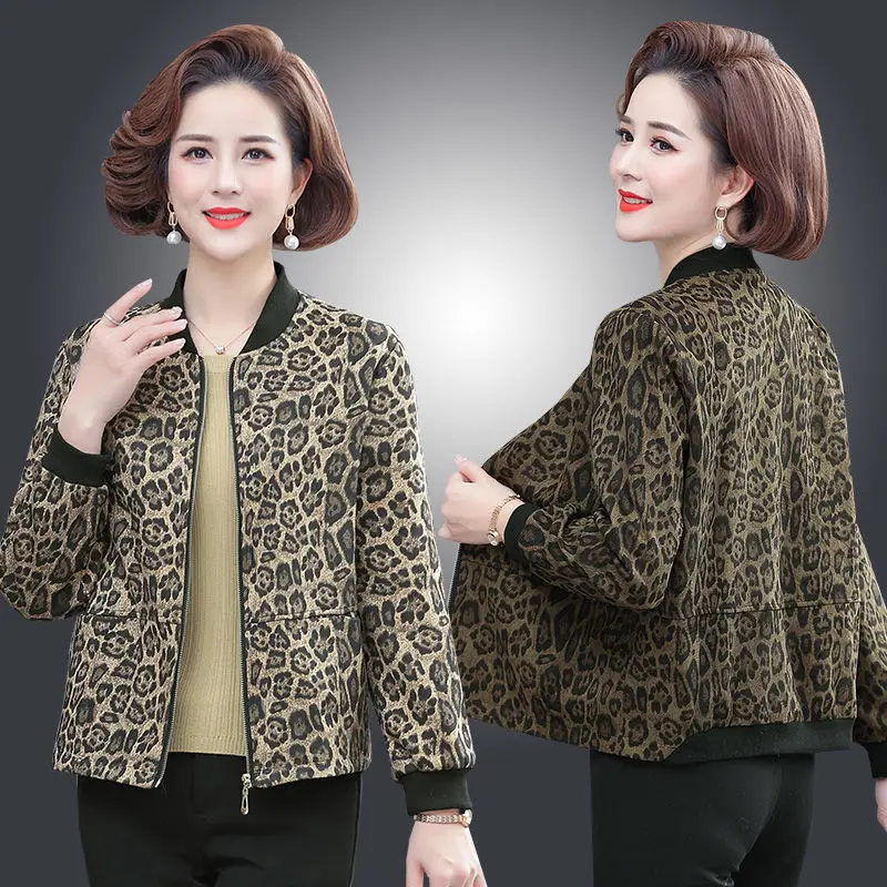 

Women 2021 Spring Fashion Short Leopard Jackets Female New Middle-aged Short Coats Ladies Long Sleeve Baseball Overcoats W209