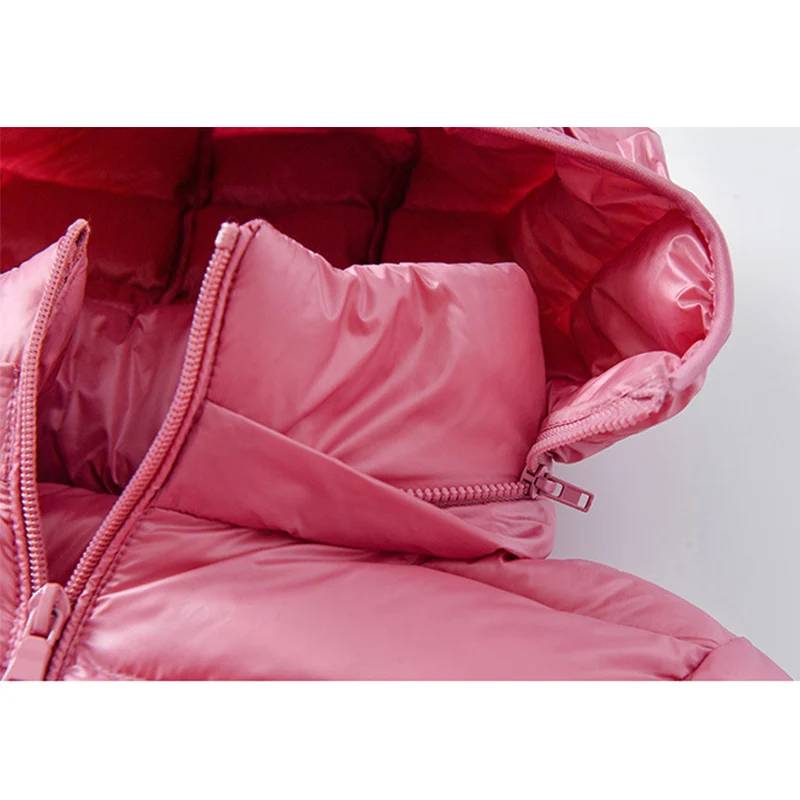 Пуховик женский зимний ультралегкий с капюшоном со съемной шапкой | Женская