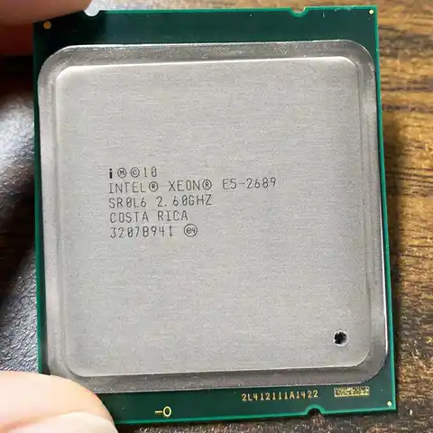 Процессор Intel Xeon E5 2689 E5-2689, LGA 2011, 2,6 ГГц, 8-ядерный, 16 потоков, для материнской платы X79