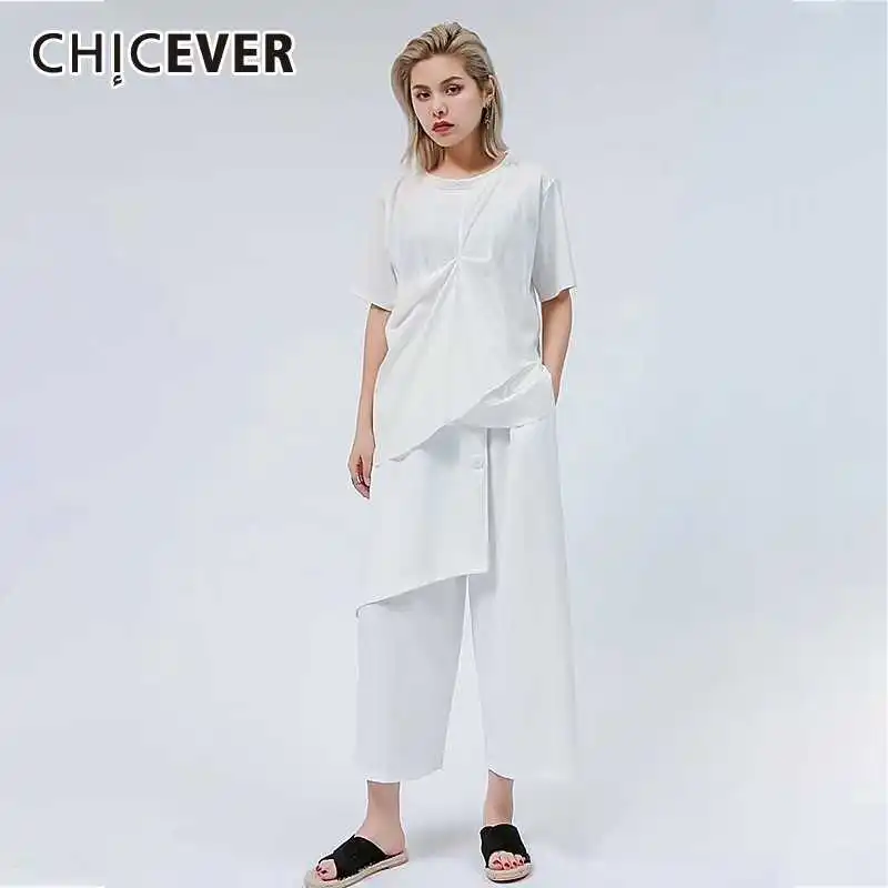 Женский комплект из двух предметов футболка с круглым вырезом и коротким рукавом