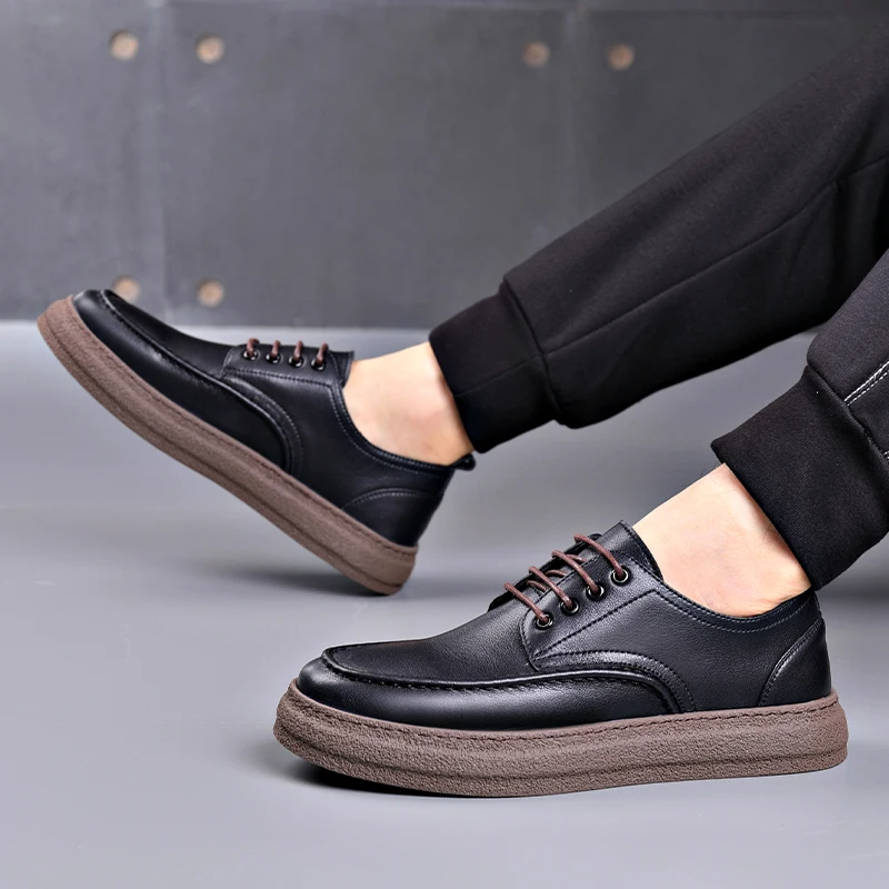 Кроссовки мужские в британском стиле дышащие на шнуровке плоская подошва