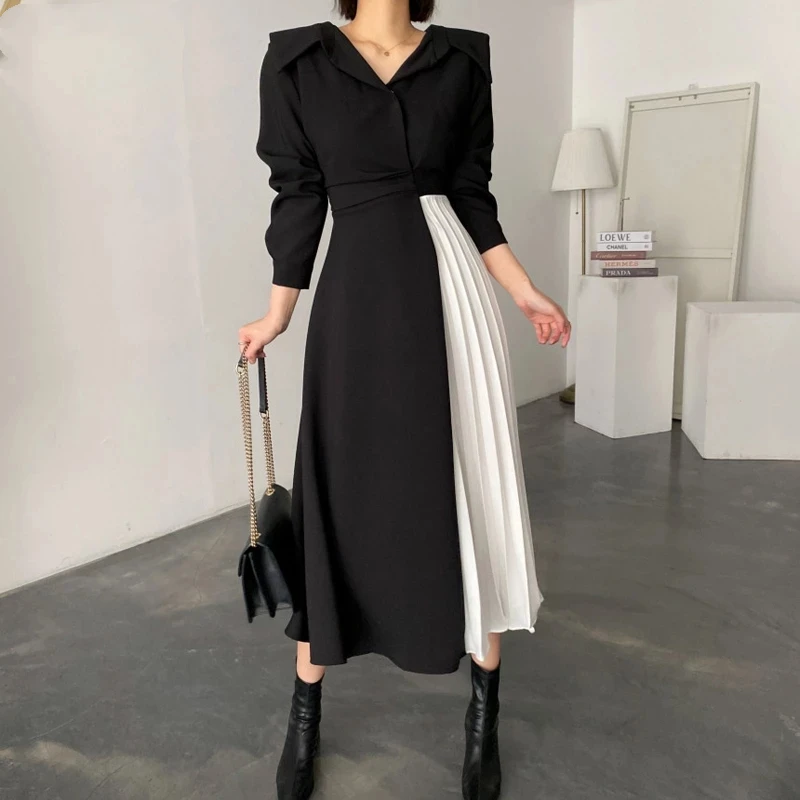 Женское элегантное платье трапециевидной формы с отворотами приталенное