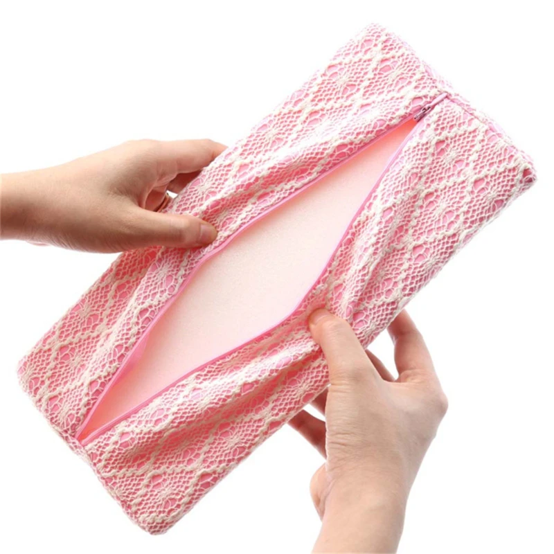 Мягкая подушка для маникюра Soft Nail Art Pillow