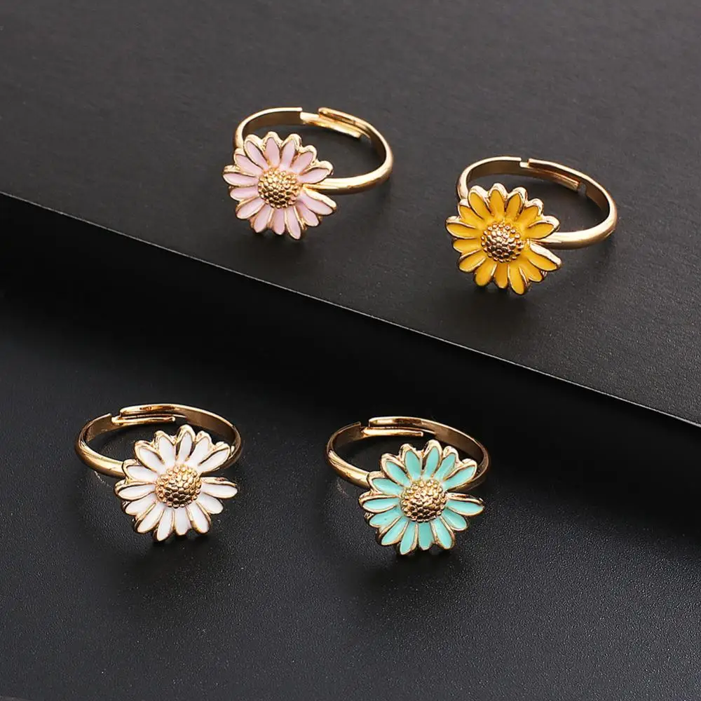 

New Fashion Lovely Accessory Sunflower Resizable Finger Ring For Women Vacation Gold Plated Ring Jewelry