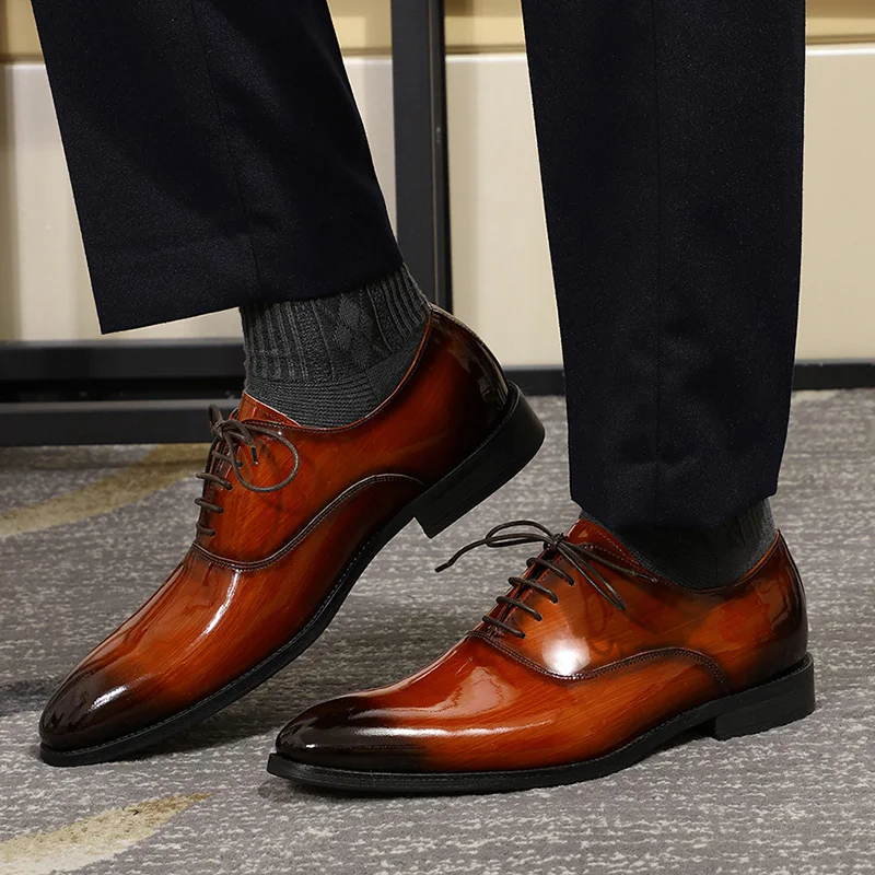 

Роскошные мужские оксфорды из лакированной кожи с простым носком свадебные туфли на шнуровке удобные деловые туфли мужские вечерние туфли