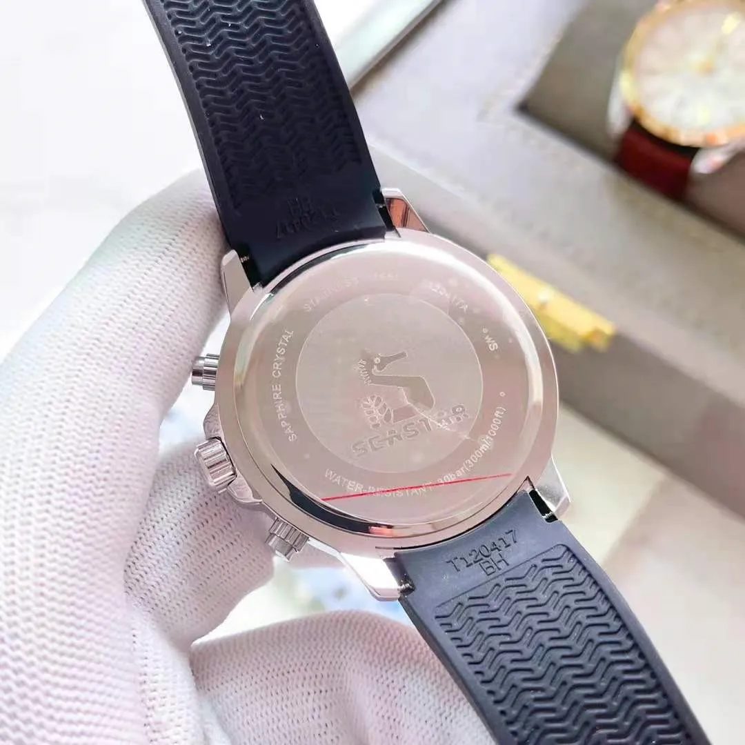 

Men's full function time running second quartz watch. The walking time is accurate and normal aaa watch