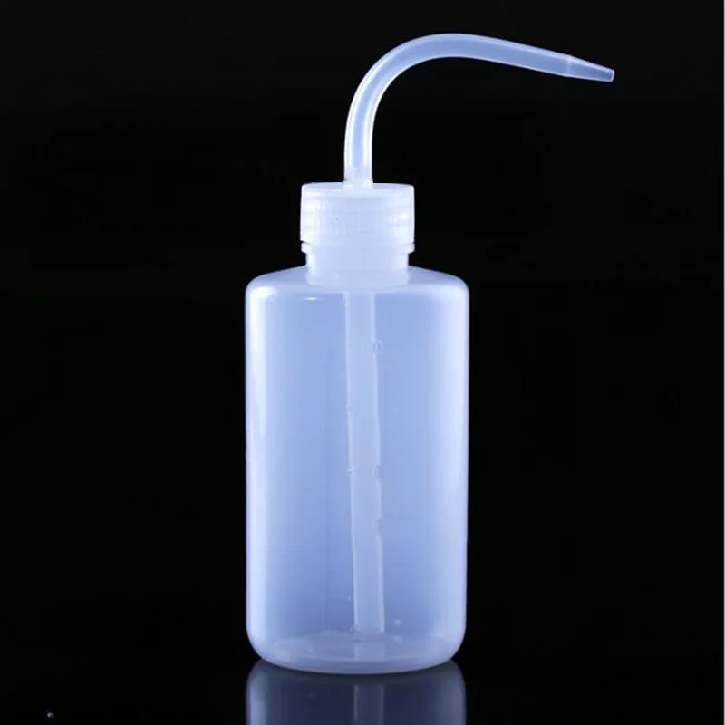 

Watering Tools 3PC Curved Mouth Diffuser Dispenser 250ml Wash Squirt Squeeze Bottle Lab Non-Spray Plastic Empty Container