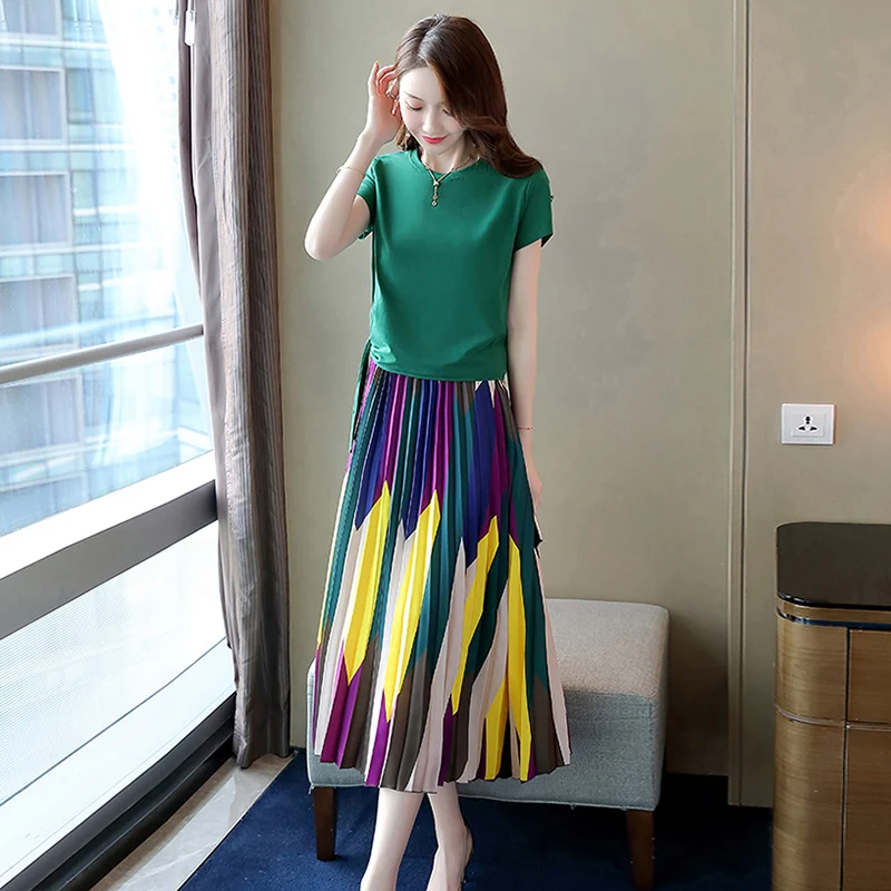 

Комплект из двух предметов для отдыха; Юбка; Модная Женский комплект 2 шт. футболка с короткими рукавами и юбка; Летние комплекты