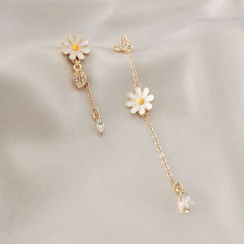 

2021 New Flower Bohemia Boho Earrings Women Fashion Long Hanging Earrings Crystal Female Wedding Earings Party Jewelry Fashion