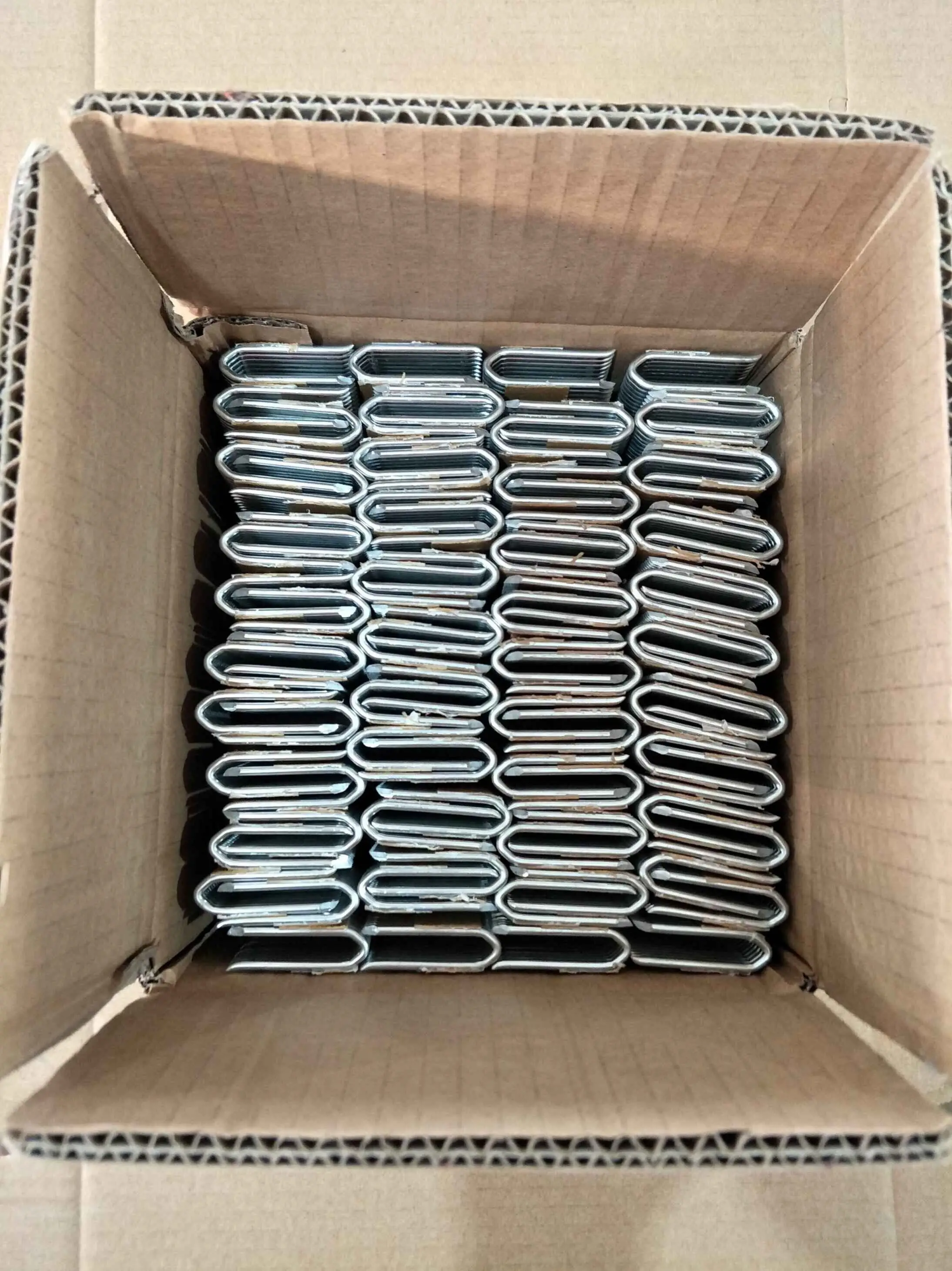 

10.5GA FENCING STAPLER
