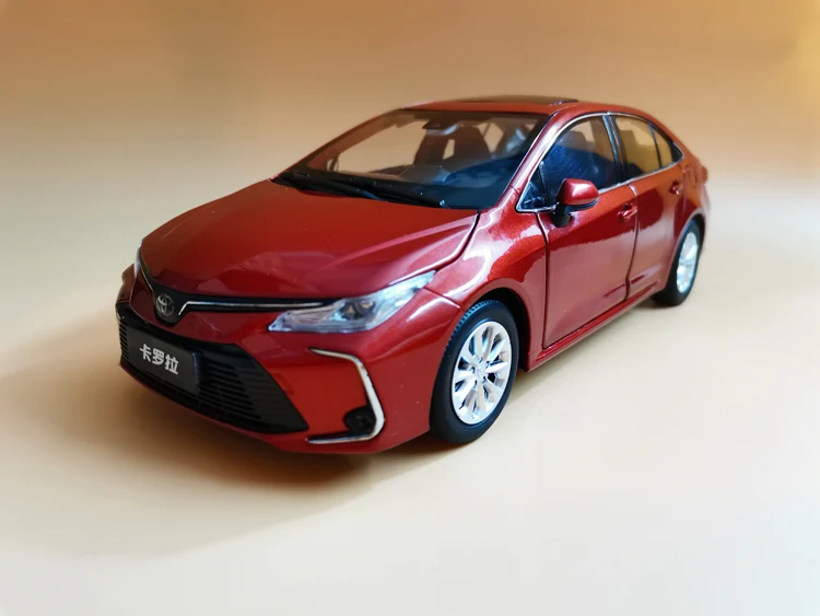 Модель автомобиля из сплава TOYOTA COROLLA высокоточная модель статического металла с