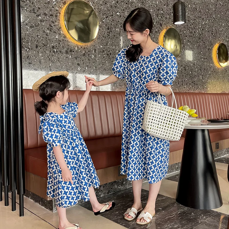 

2021 Fashion Clothing Girl Mom Daughter Chiffon Beach Dress Clothes Family Matching Outfits Dresses Summer Mother Daughter Dre64