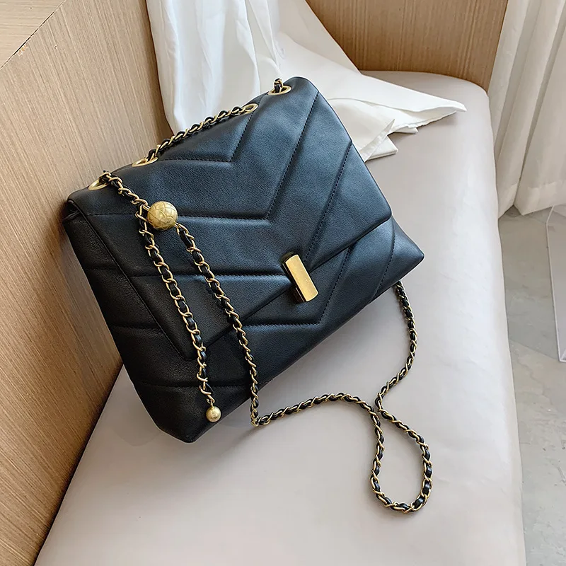 

Vintage Golden Ball Chain Designer PU Leather Crossbody Bags For Women 2021 Winter Women's Trend Handbag Trending Cross Body Bag