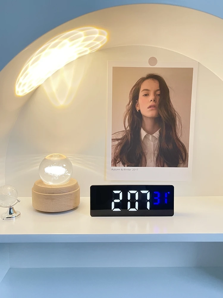 Зеркальные светодиодные цифровые часы настольные электронные украшения