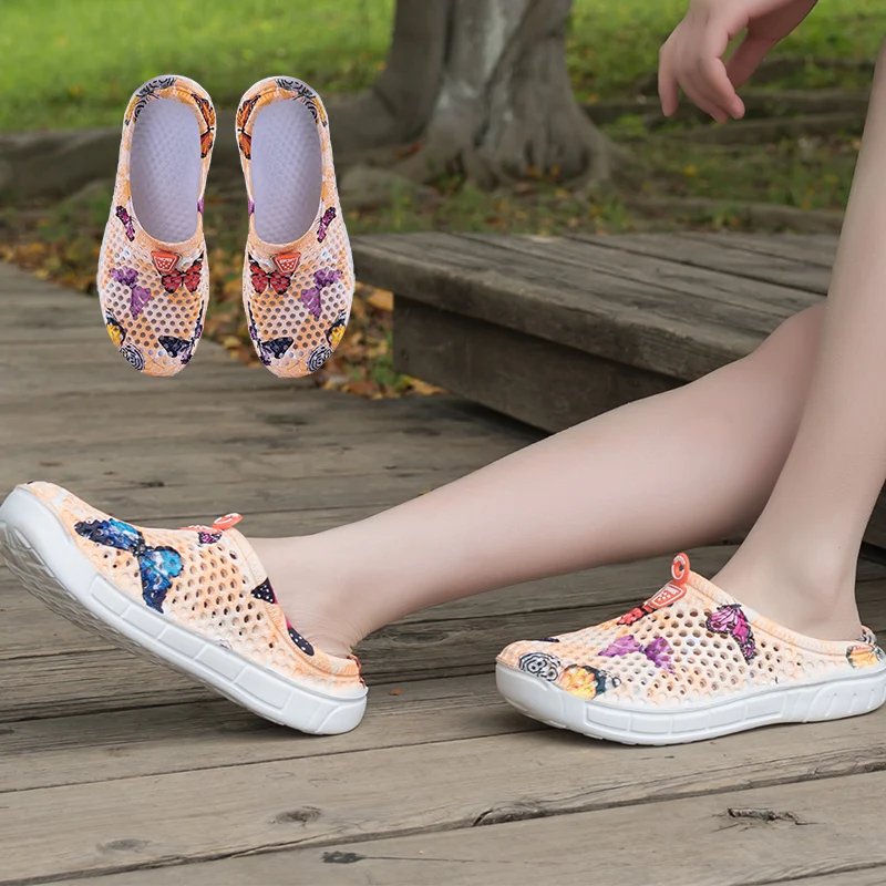 

Newbeads Women's Crocks Sandals Hole Shoes Beach Flat Sandals Slippers Slip-On Garden Shoes Casual Home Slippers Croc Clogs