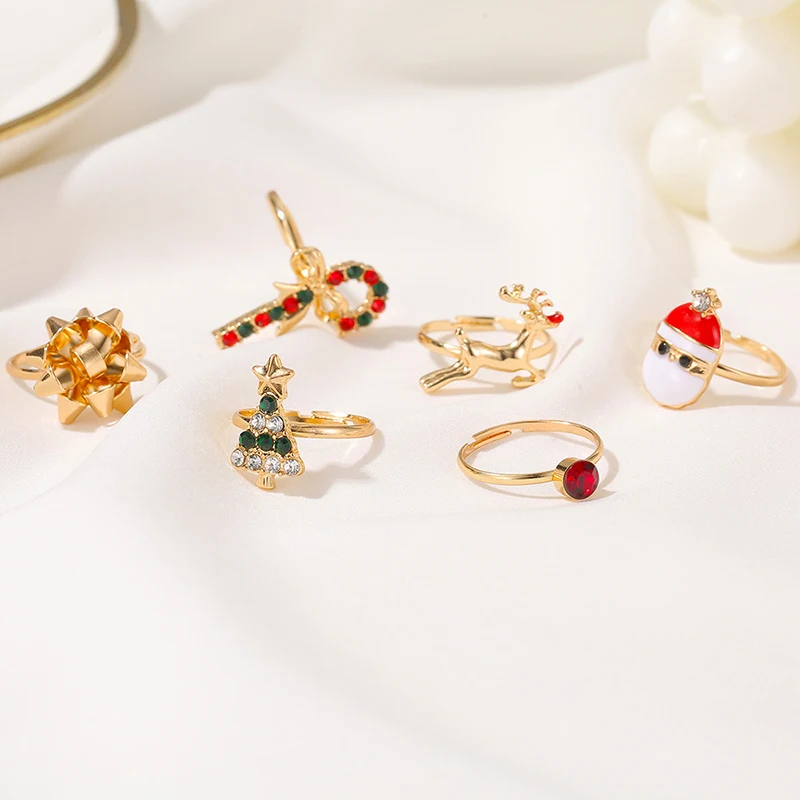 

Creative Santa Claus Ornaments Sweet Small Fresh Cartoon Christmas Style Opening Ring Adjustable With Oil Drop 6pcs/set Rings