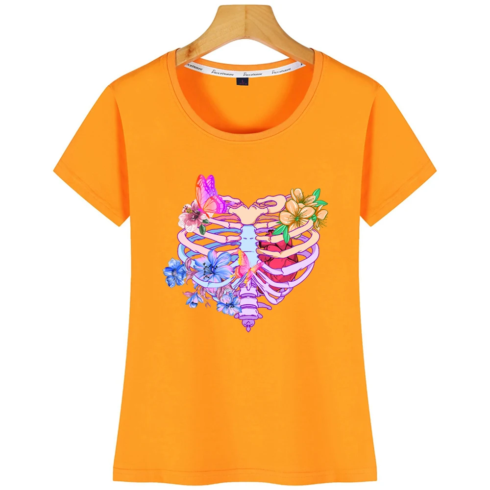 Топы Футболка Для Женщин Пастель Гот Сердце грудной клетки с бабочками О