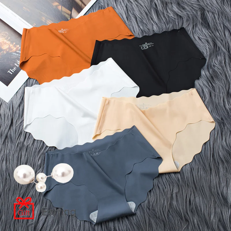 Комплект женского нижнего белья бесшовные атласные трусы с низкой талией 3