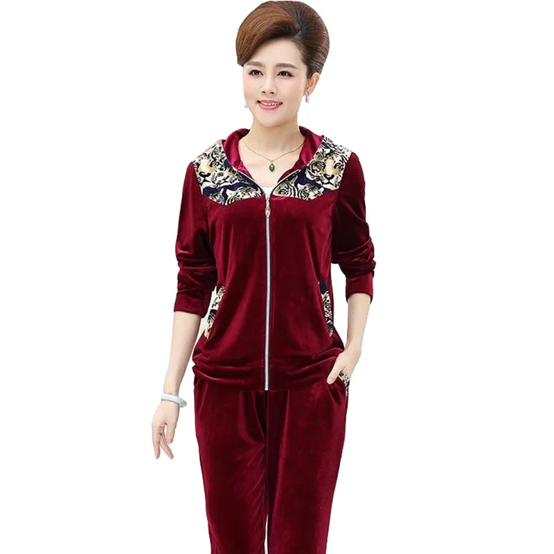Брючный костюм женский из бархата с капюшоном и принтом|female set|two setsuit suit |