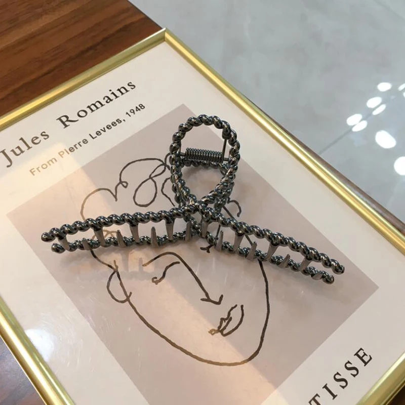 

4 Styles Elegant Metal Hair Claws Woman Hairpins Hair Accessories Girls Hair Crab Headwear Hairgrip Fashion Barrette