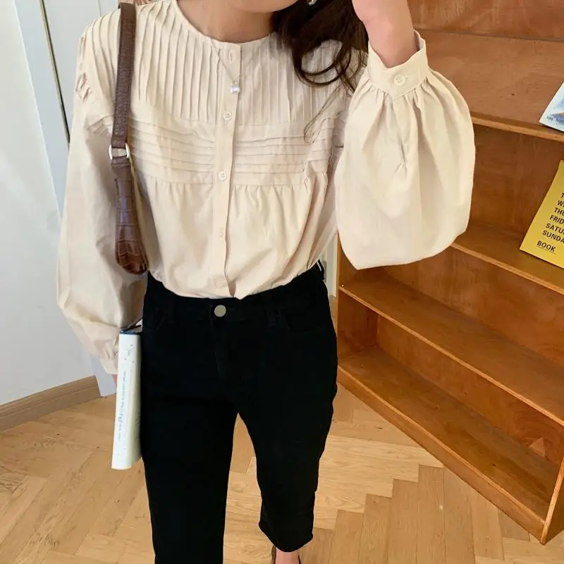 

Dunayskiy Vintage Sweet Tops Women Blouses 2020 New Autumn Korean Style Puff Sleeve Single-breasted Loose Shirt Femme Blusas
