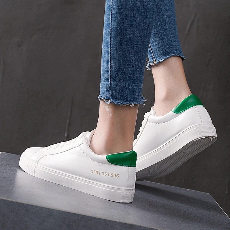 Женские кроссовки Fuijin Повседневные Удобные из искусственной кожи на платформе