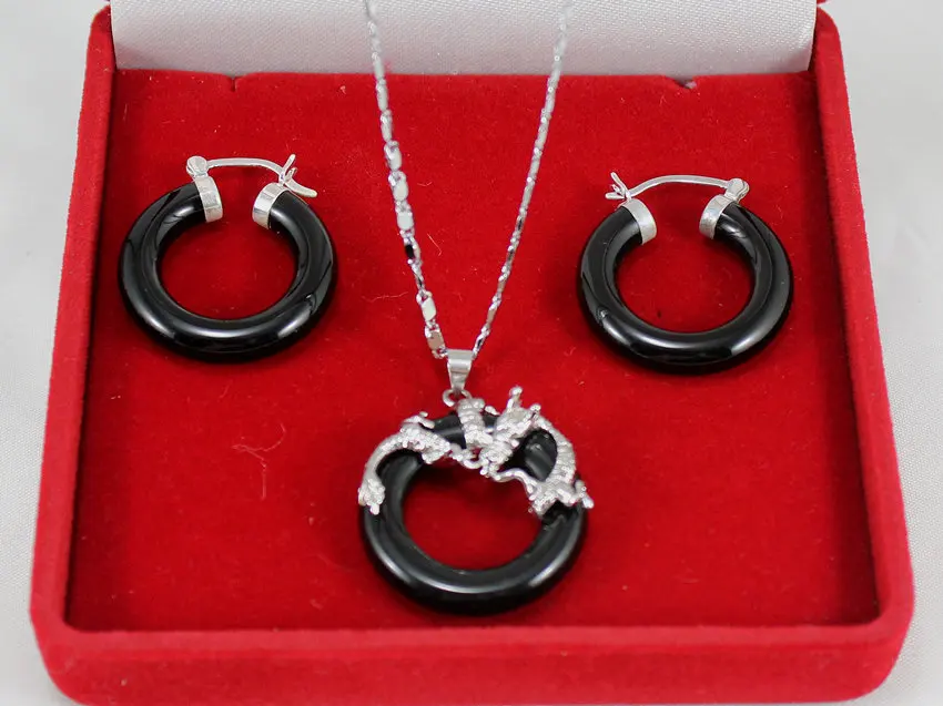 

25mm Black dragon pendant hood earring Jades Jewelry set