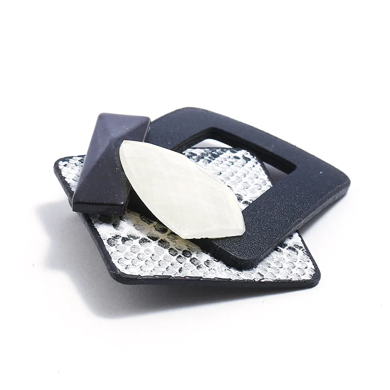 Женская большая акриловая брошь модная квадратная Геометрическая из кожи