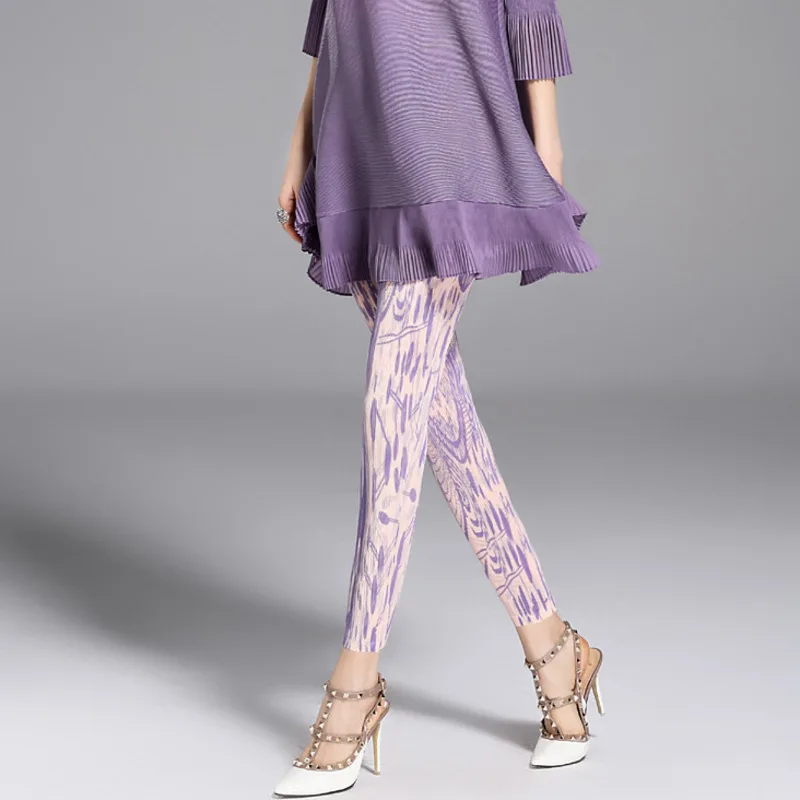 Женские плиссированные брюки-карандаш LANMREM оранжевые повседневные с волнистым