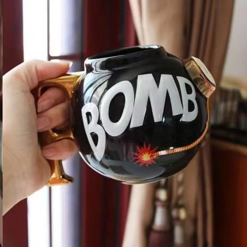 

Кружка-бум 650 мл, креативная индивидуальная трендовая чашка с наземными шариками, чашка для воды с бомбой, керамическая чашка, рождественски...