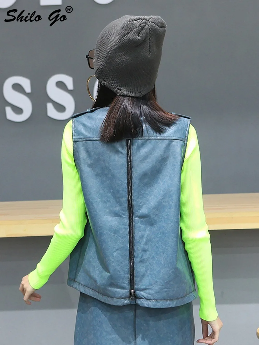 

High Street Buttons Front Notched Neck Sleeveless Coat Women Safari Style Solid Genuine Leather Vests Casual Sheepskin Outwear