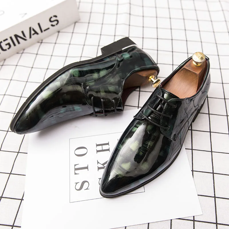 

2019 new spring leather shoes mens loafers male comfortable oxford shoes Pointed luxury brogues fashion formal Business shoes