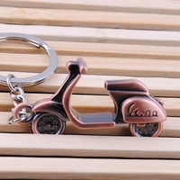 hot selling creative sports motorcycle keychain metal car keychain holiday gift pendant