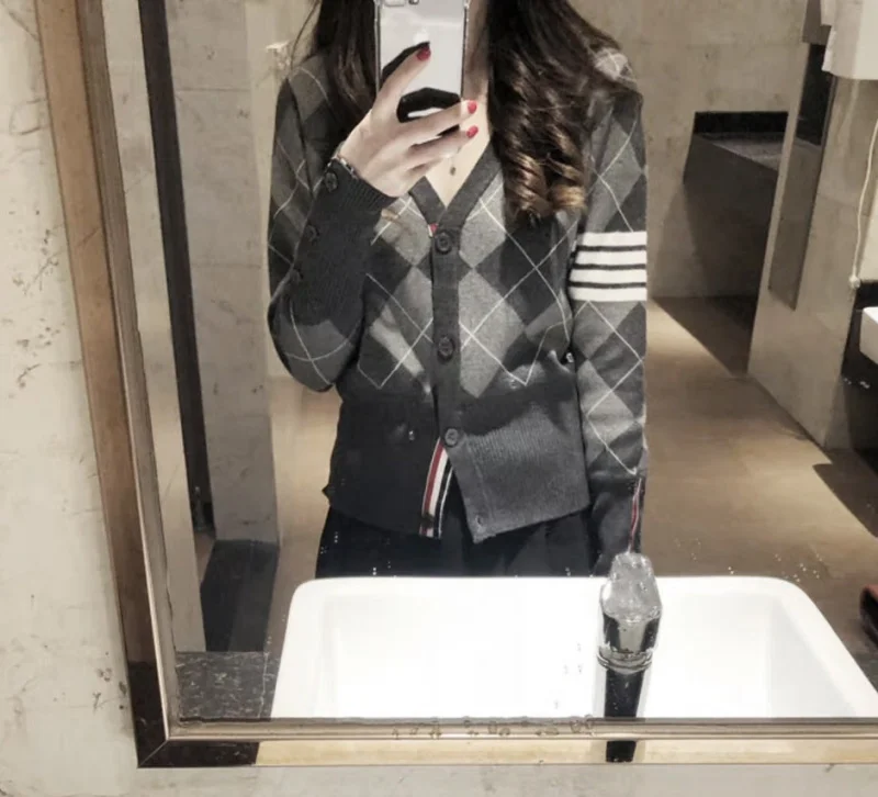 

Autumn Clothes Women Korea Fashion Loose Plaid Knit Cardigan Outer Wear Office Lady Cropped Cardigans Casual Female Base Top