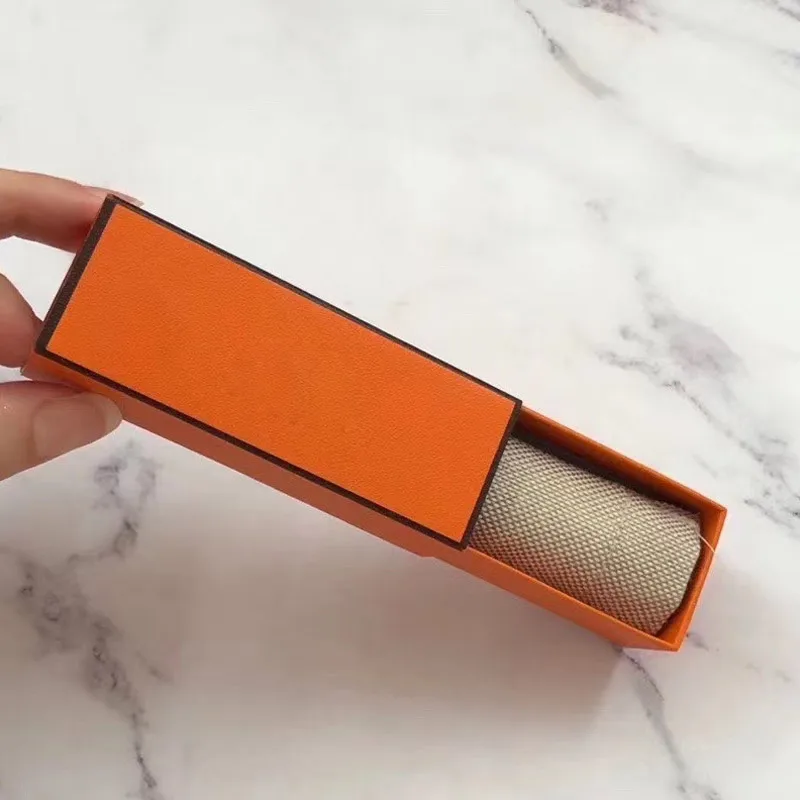 

High Quality Lipstick Matte Lip Makeup Red Nude Lipstick Set Waterproof Long Lasting Cosmetic As Gift 3.5g