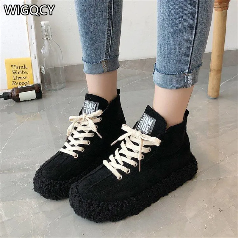 Женские замшевые кроссовки WIGQCY на толстой подошве с мехом шнуровке круглым