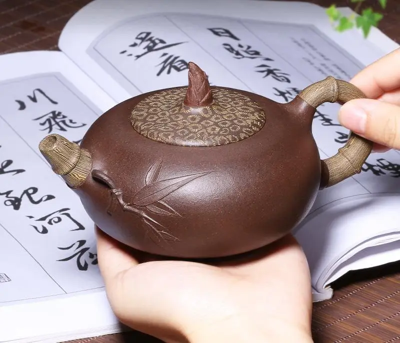 

Yixing Clay Teapot Pure Handmade Raw Ore Authentic Purple Mud Home Tea 350ML Tea Pot Chinese Gongfu Pots