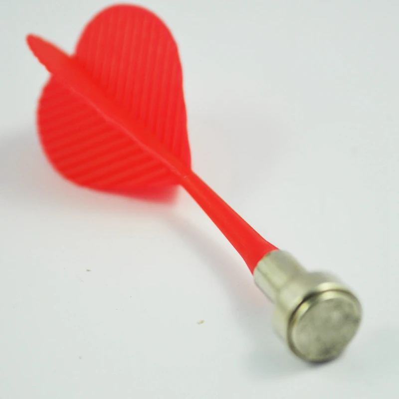

6 Pcs Bullseye Target Red Yellow Plastic Wing netic Darts Needle