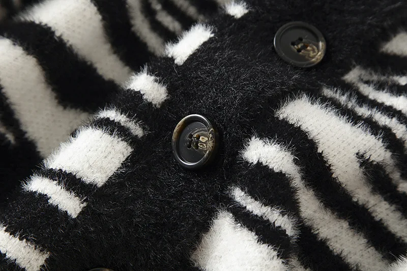 

Harajuku Casual Sweater Woman Fashion Leopard Knit Cardigan Female Cloth Autumn Winter Woman Sweater