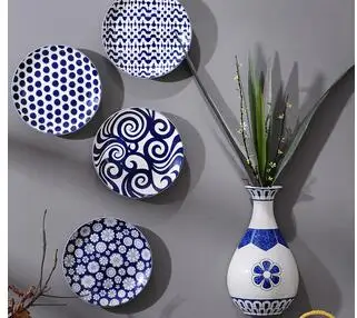 

Китайские настенные вазы белая керамическая ваза сине-белая фарфоровая подвесная тарелка орнамент цветочный горшок сухие цветы Цветочная ...
